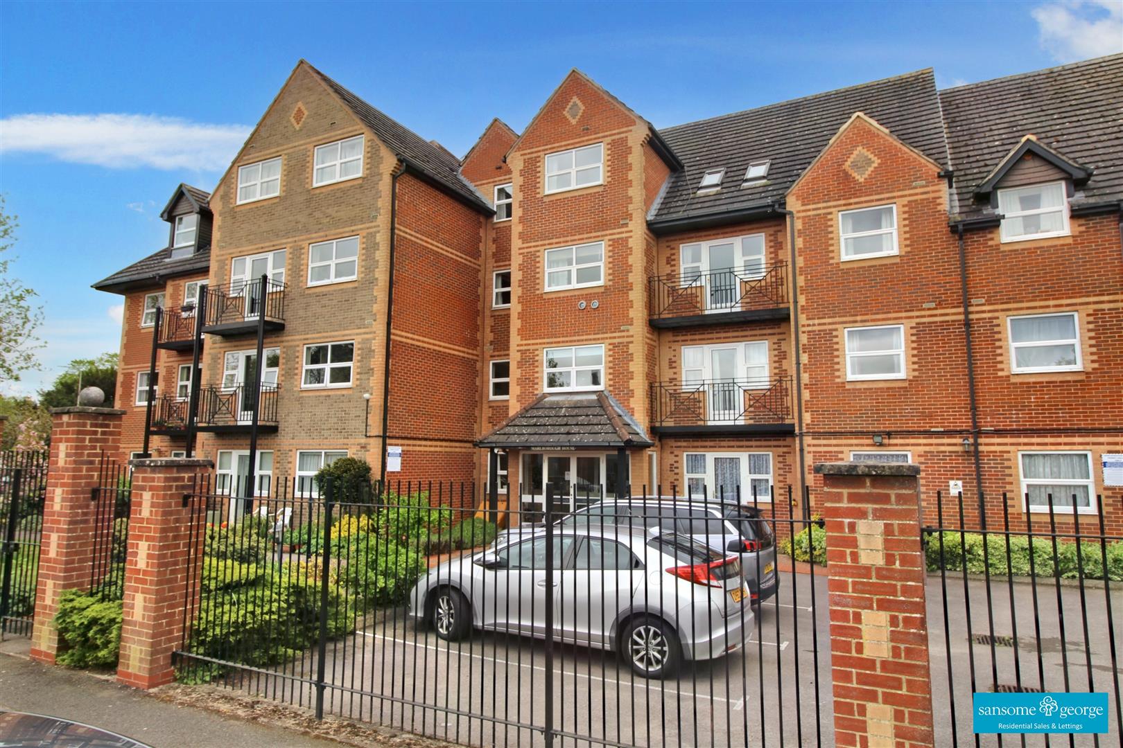 Northcourt Avenue, Reading